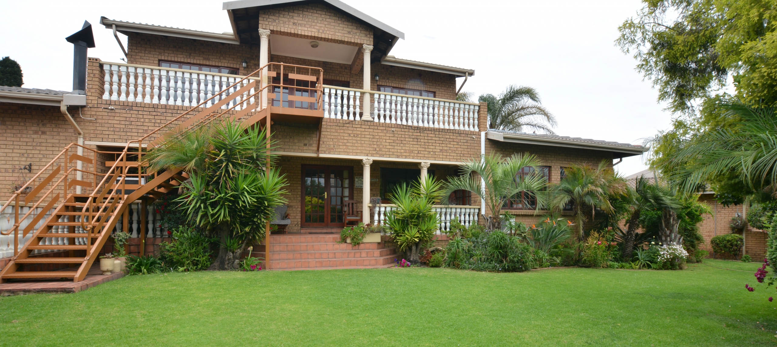 self catering guesthouse bed and breakfast accommodation in Middelburg Mpumalanga